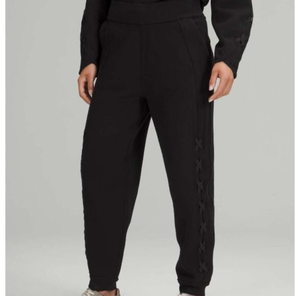 Lululemon Black Braided Detail High-Rise Jogger Sweatpant - Size 4 - Picture 1 of 10